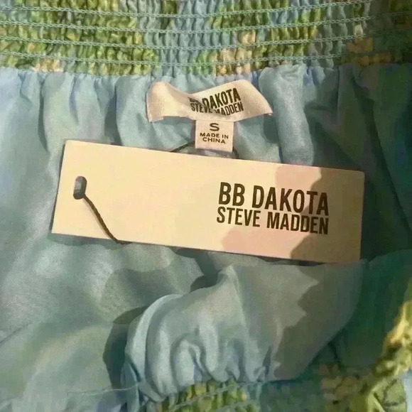 BB DAKOTA STEVE MADDEN juicy lemon print elastic waist pull on tiered mini skirt - Picture 6 of 6